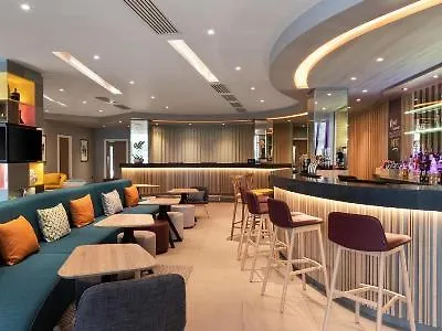 Hampton By Hilton Dublin City Centre 3*,